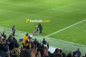 (Βίντεο kerkida) Είσοδος με Γιαννάκη και θερμό χειροκρότημα