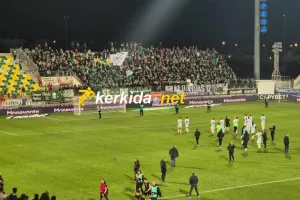 (Βίντεο kerkida) Το πάρτι… των Ομονοιατών στο πέταλο 