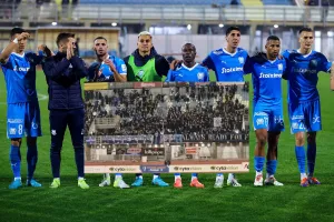 (Bίντεο kerkida) "Βάλτε να πιούμε" από τους Απολλωνίστες