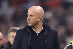 Σλοτ: «Δεν είμαι ευχαριστημένος με αυτήν την ισοπαλία»