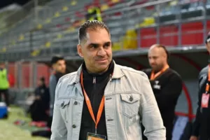 Δημοσθένους/"Να ζητήσει εξηγήσεις ο πρόεδρος της ΚΟΠ- Φανταστικές γραμμές"