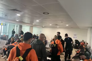 ΩΡΑ 10:21 πέταξε τώρα η αποστολή για Σλοβενία (ΦΩΤΟΣ)