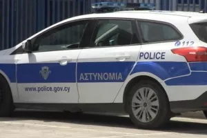 Πέρασαν χειροπέδες σε 2 διοικητικά στελέχη κυπριακής ομάδας και ενός ατζέντη!