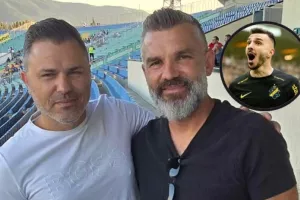 Με... καθυστέρηση (Πίττας)