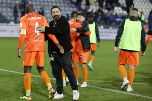 Μοίρασε...συγχαρητήρια