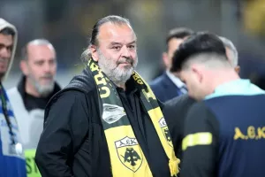 Σπουδαία κίνηση από Ηλιόπουλο, καλύπτει το κόστος διαμονής ιατρικού προσωπικού στη Σαντορίνη!