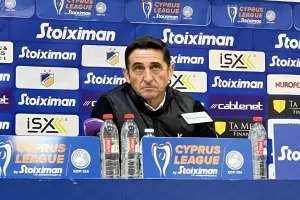 Χίλιες λέξεις...