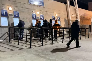 Μαζεύονται οι ΑΠΟΕΛίστες (Φώτος Kerkida)