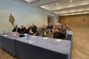 (Φώτος) Η συνάντηση Προέδρων με Μεσίνα 