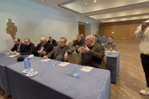 (Φώτος) Η συνάντηση Προέδρων με Μεσίνα 