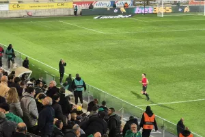 On field review - πέναλτι και ΔΟΚΑΡΙ ο Καμπρέρα!