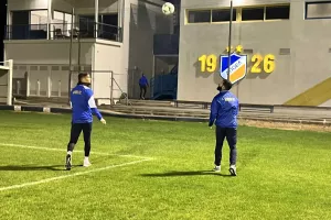 Το Kerkida στην προπόνηση του ΑΠΟΕΛ (φώτος/βίντεο)