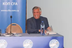 Τους την... είπε ο Μεσίνα/"Η έγνοια σας είναι ποιος θα είναι ο διαιτητής!"
