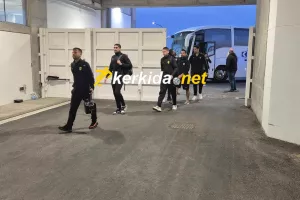 Έφτασε στην έδρα της ΑΕΚ (φώτος Kerkida)