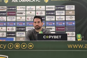 Νικολάου: "Η ομάδα χρειάζεται ψυχολογία και στήριξη"