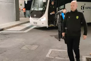 (Φώτος Kerkida) Η άφιξη της ΑΕΚ
