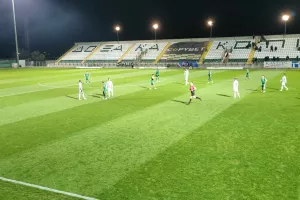 Πέναλτι για την Ομόνοια 29Μ, on field review και… άκυρο 