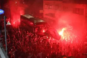 Fan Club Lakatamia: "Η ανικανότητα των 'αρμοδίων' μας αναγκάζει να δούμε την αγαπούλα από την τηλεόραση"