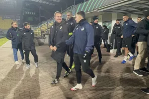 (Βίντεο/Φώτος kerkida) H προπόνηση του ΑΠΟΕΛ στο "Stadion Z'dežele"