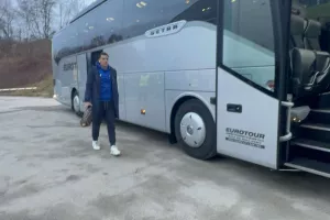(Βίντεο/Φώτος Kerkida) Η άφιξη του ΑΠΟΕΛ στο "Stadion Celje"