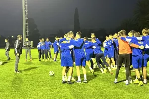 Το Kerkida στην προπόνηση του ΑΠΟΕΛ (φώτος/βίντεο)