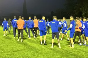 Το Kerkida στην προπόνηση του ΑΠΟΕΛ (φώτος/βίντεο)