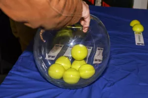 Κλήρωση κυπέλλου με ντέρμπι