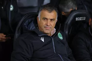 Στάθηκε ξανά... στην συγκέντρωση