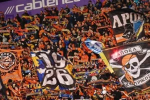 (Βίντεο-κάλεσμα) "Ακόμα 90 λεπτά, για να γράψουμε ιστορία"
