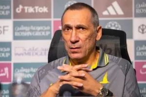 Δώνης: "Φαβορί ο Ολυμπιακός"