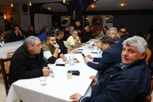 (Φώτος) Δείπνο στους εκπροσώπους ομάδων Γ΄Κατηγορίας