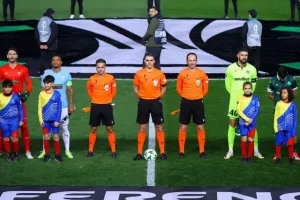 (Βίντεο Kerkida) Το σεντόνι… στον ιστορικό "εμφύλιο"