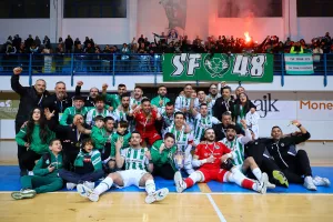(Φώτος) Η απονομή και τα πανηγύρια