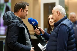 (Βίντεο) Στην Κύπρο τα τρόπαια του Europa και Conference League