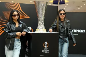 (Βίντεο) Στην Κύπρο τα τρόπαια του Europa και Conference League