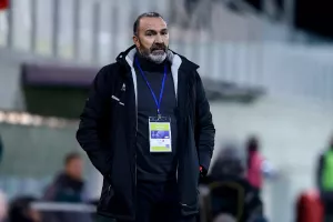 (Φώτος) Με το… δεξί η Εθνική Γυναικών