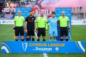 ΕΝΠ-Νέα Σαλαμίνα: Βυσσινί "ανάσα" με πέναλτι και... ζωγραφιά! (φώτος)