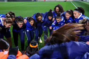(Φώτος) Η νίκη έφερε χαμόγελα 