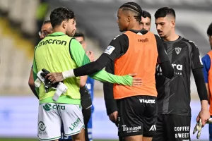 Παρηγοριά... συμπαίκτες και αντίπαλοι (Φώτος)