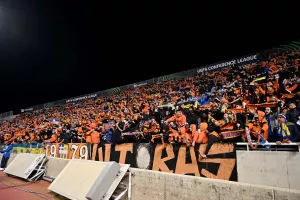 (Φώτος) Ο κόσμος του ΑΠΟΕΛ με Celje