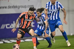 Ανόρθωση-ΑΠΟΕΛ: Τέσσερα γκολ και η… μπίλια στο Χ