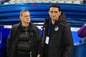 Κουβεντούλα... Πρόεδρος και προπονητής 