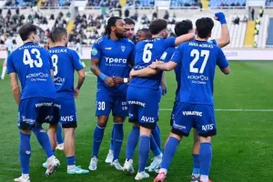 Ομόνοια-Ομόνοια Αραδίππου: Νίκη με ανατροπή... και τριάρα! (Φώτος)