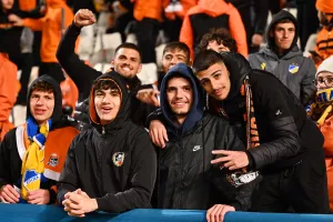 (Φώτος) Ο κόσμος του ΑΠΟΕΛ με Celje