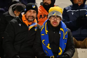 (Φώτος) Ο κόσμος του ΑΠΟΕΛ με Celje