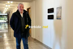 (Φώτος) Η συνάντηση Προέδρων με Μεσίνα 