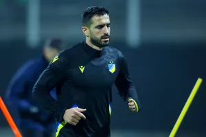 (Βίντεο/Φώτος kerkida) H προπόνηση του ΑΠΟΕΛ στο "Stadion Z'dežele"
