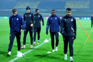 (Βίντεο/Φώτος kerkida) H προπόνηση του ΑΠΟΕΛ στο "Stadion Z'dežele"