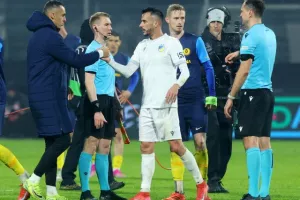 Τσέλιε-ΑΠΟΕΛ: Απάντησε... στα δώρα που έκανε και ΜΠΟΡΕΙ την πρόκριση στο καυτό ΓΣΠ!