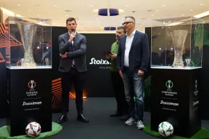 (Βίντεο) Στην Κύπρο τα τρόπαια του Europa και Conference League